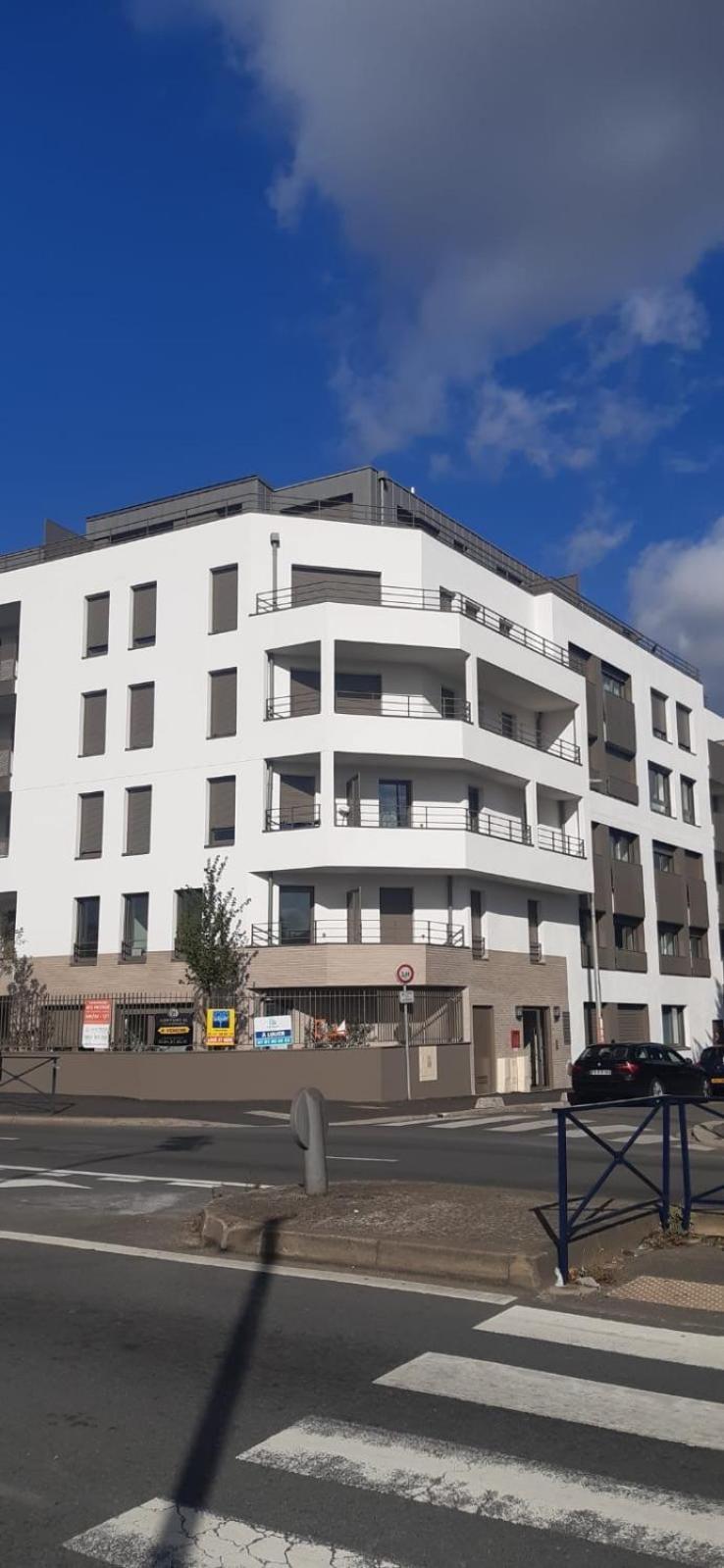 Charme Citadin Villemomble Exterior foto